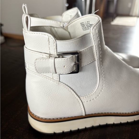 Womens Ivory White Ankle Boots with Silver Buckle Detail - Picture 2 of 9